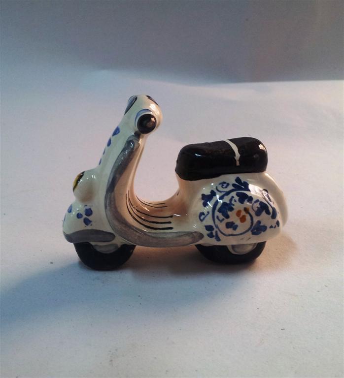 46 - cm 8 - euro 10 IVA escl